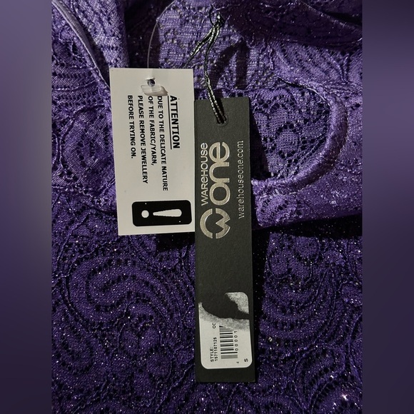 ✨NWT✨ Women’s Sleeveless Top- Size Small - Picture 6 of 9